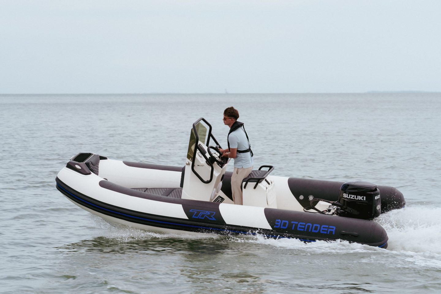 Meka Nautique - Revendeur 3D TENDER - TR54 - Locquirec, Morlaix Finistere Bretagne